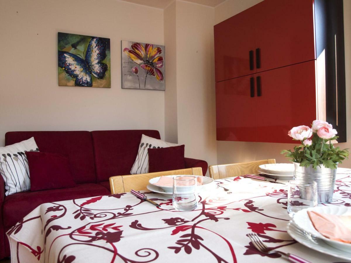 Casa Marina - Appartamento Nel Residence Di Nesso Exteriör bild
