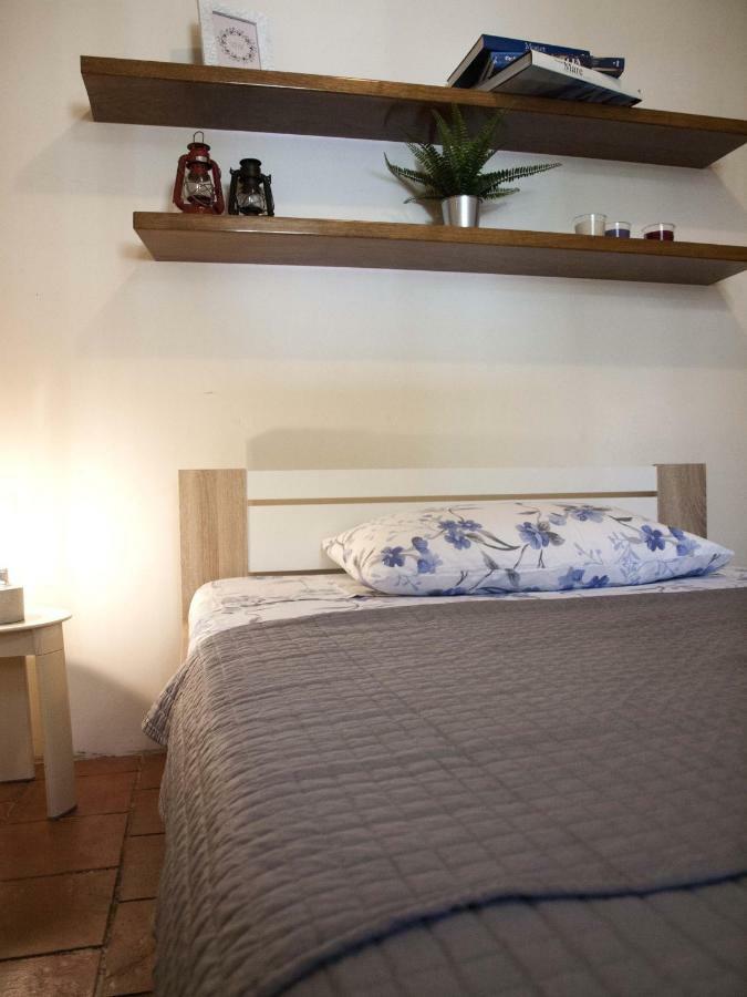 Casa Marina - Appartamento Nel Residence Di Nesso Exteriör bild